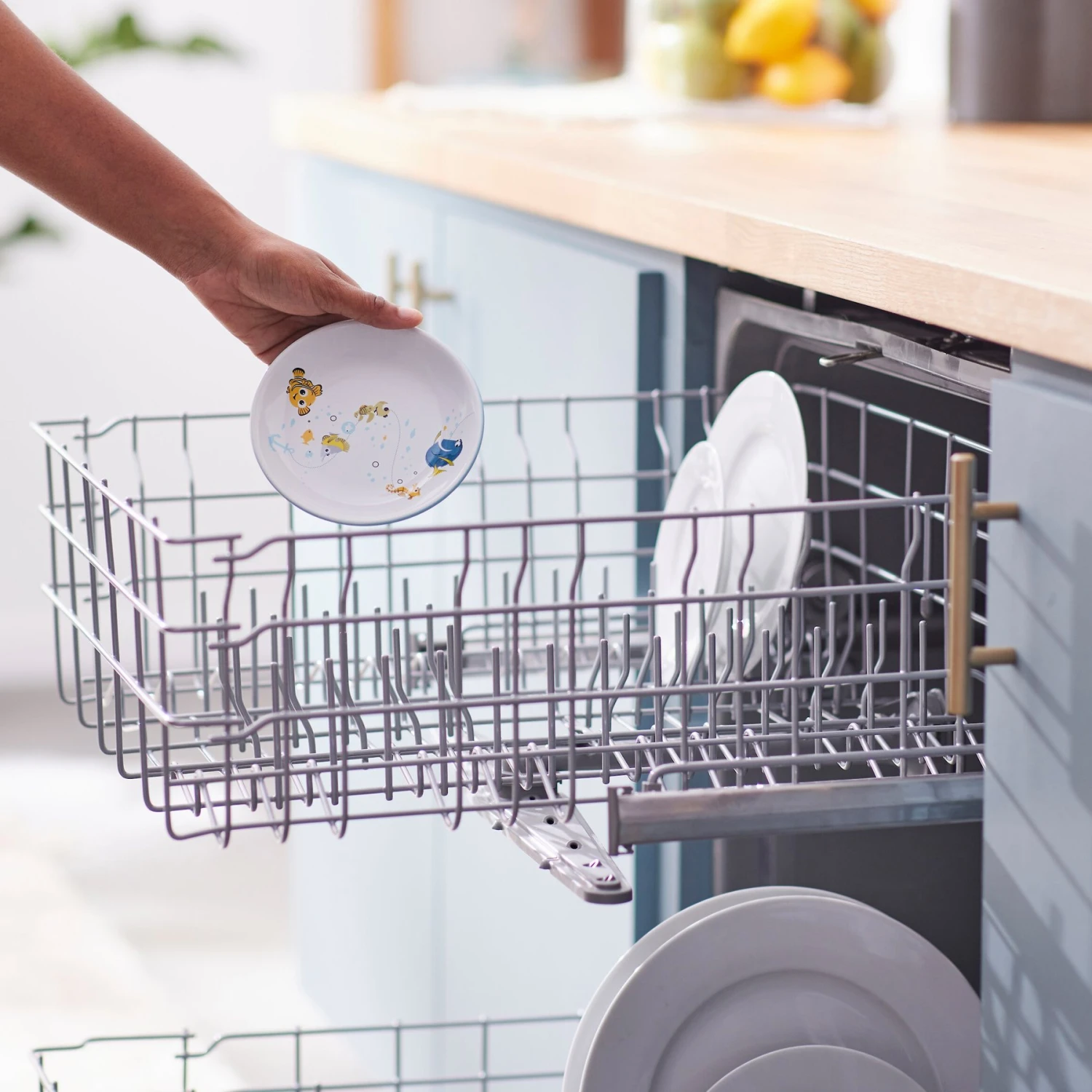 Pixar Finding Nemo Non-Skid Ceramic Cat Dish 7 Pixar Finding Nemo Non-Skid Ceramic Cat Dish - Image 5